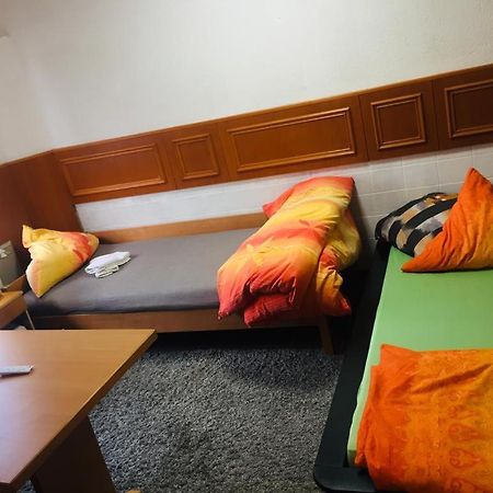 Gaestezimmer I Neo1 Staufenberg  Экстерьер фото