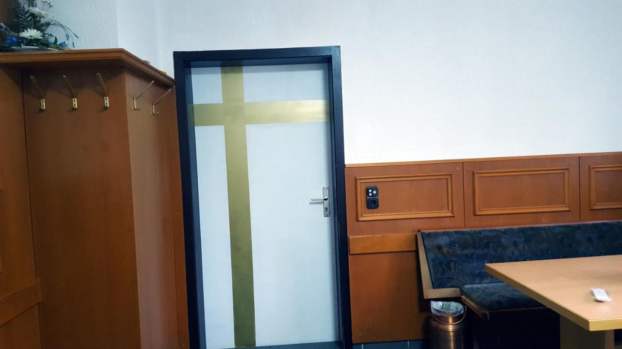 Gaestezimmer I Neo1 Staufenberg  Экстерьер фото